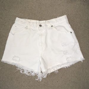 Levi’s White High Waisted Shorts